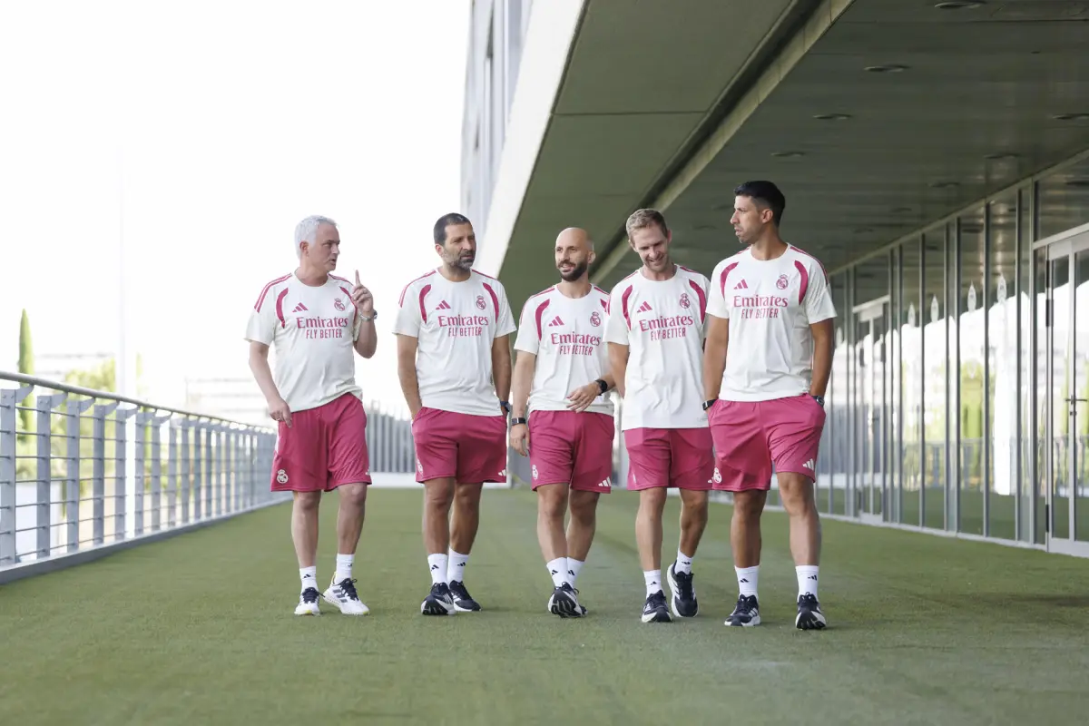 Cuerpo técnico del Real Madrid encabezado por José Mourinho - EFE