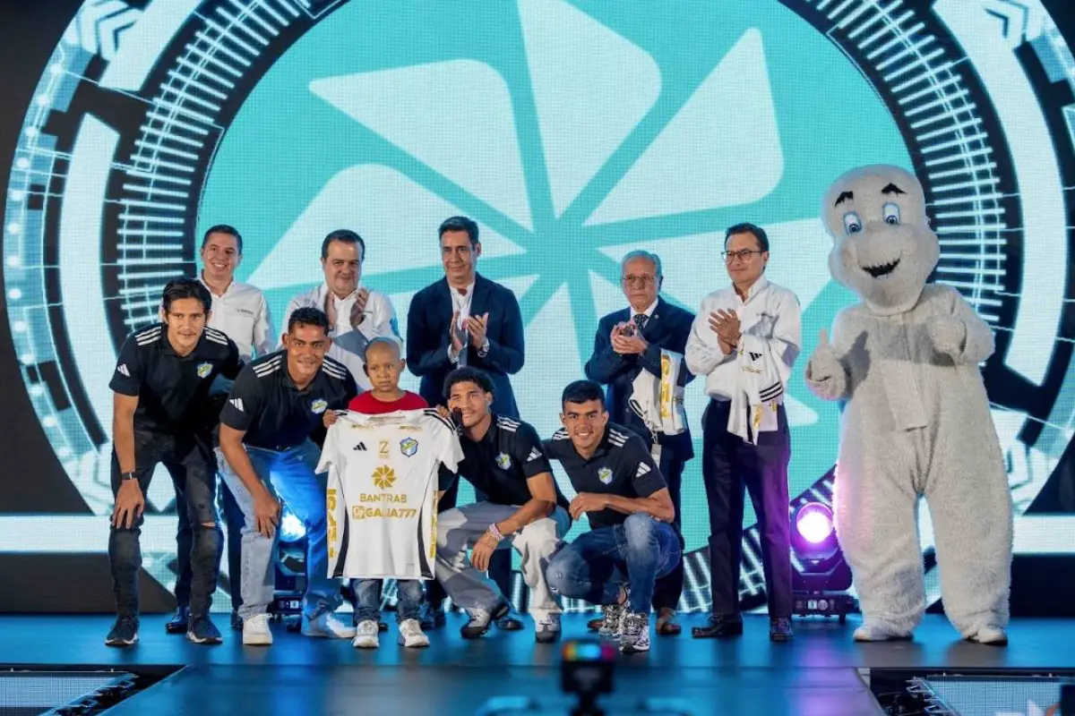 Bantrab alianza Comunicaciones FC , Cortesía