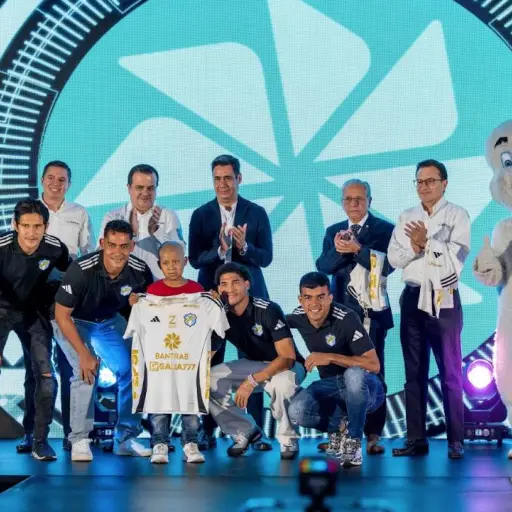 Bantrab alianza Comunicaciones FC  ,Cortesía 