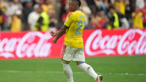 Campaz recibe amenazas de muerte tras la eliminación de Colombia y no regresa con la selección