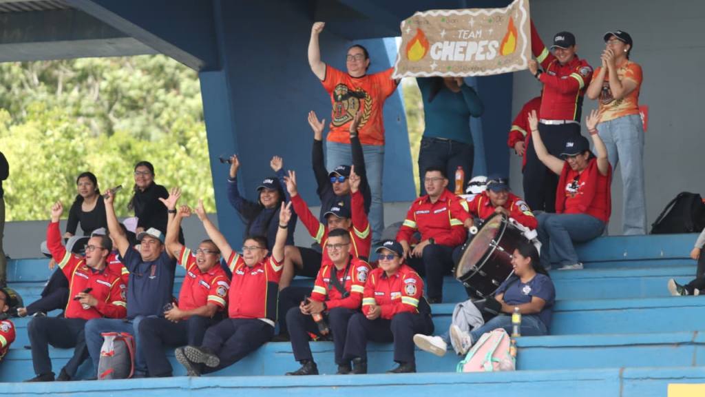 Celebran el Firefighter Challenge | Alex Meoño
