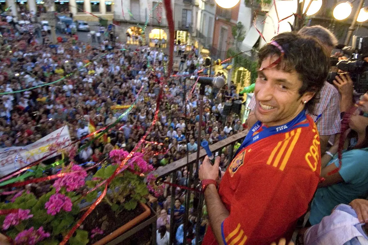 Fotografía de archivo del 17 de julio de 2010, en la que puede verse a Joan Capdevila, campeón del mundo en Sudáfrica 2010., EFE