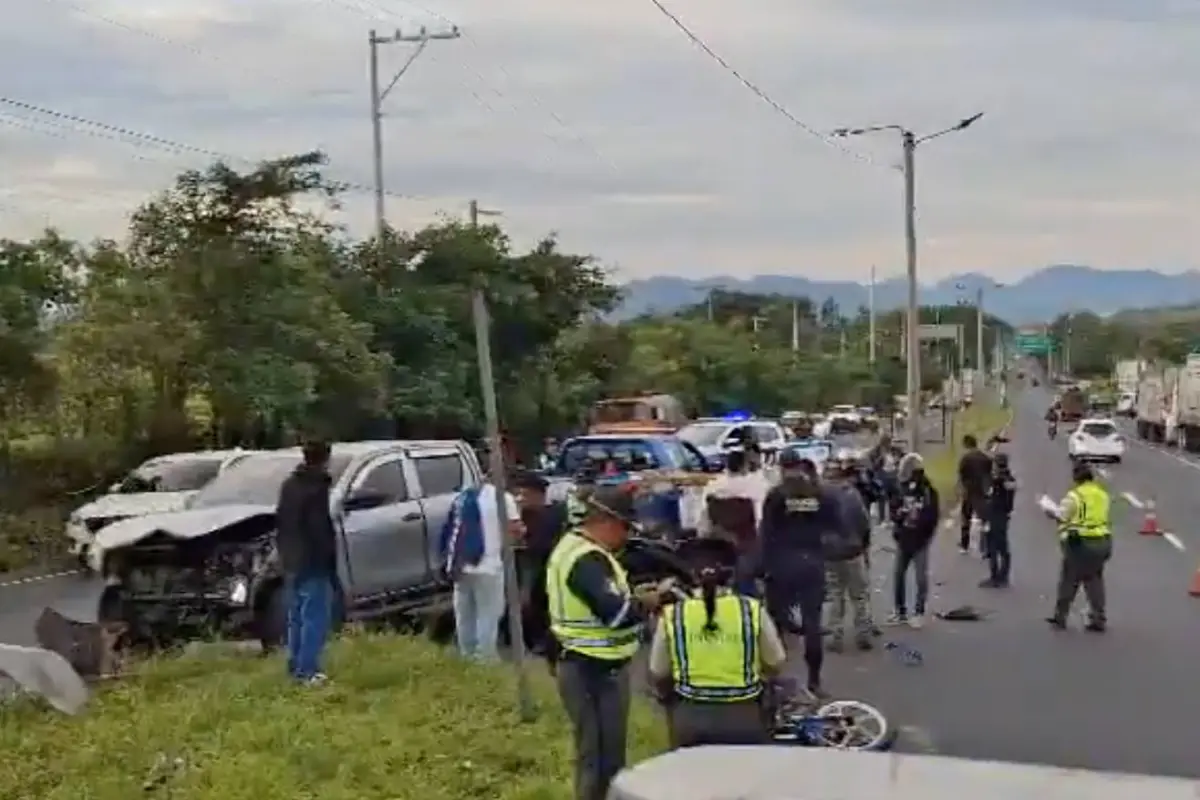 Múltiple colisión en el km. 36 de la ruta a El Salvador., Provial