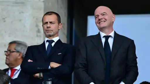 UEFA estalla contra la FIFA por el caso Balogun: Cruzó una línea roja