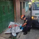 Hombre es localizado sin vida en la vía pública en zona 10 de Mixcot