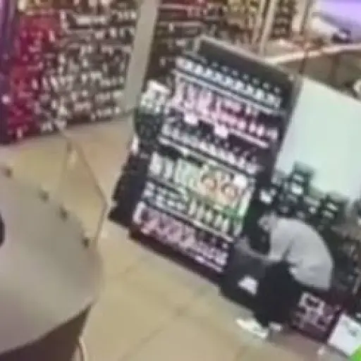 Robo en supermercado de zona 12 ,Captura de video