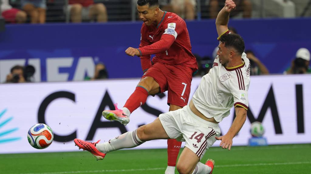 Partido entre Portugal y España por el Mundial 2026 | EFE