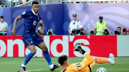 Gobierno de Paraguay deplora dichos hacia Kylian Mbappé