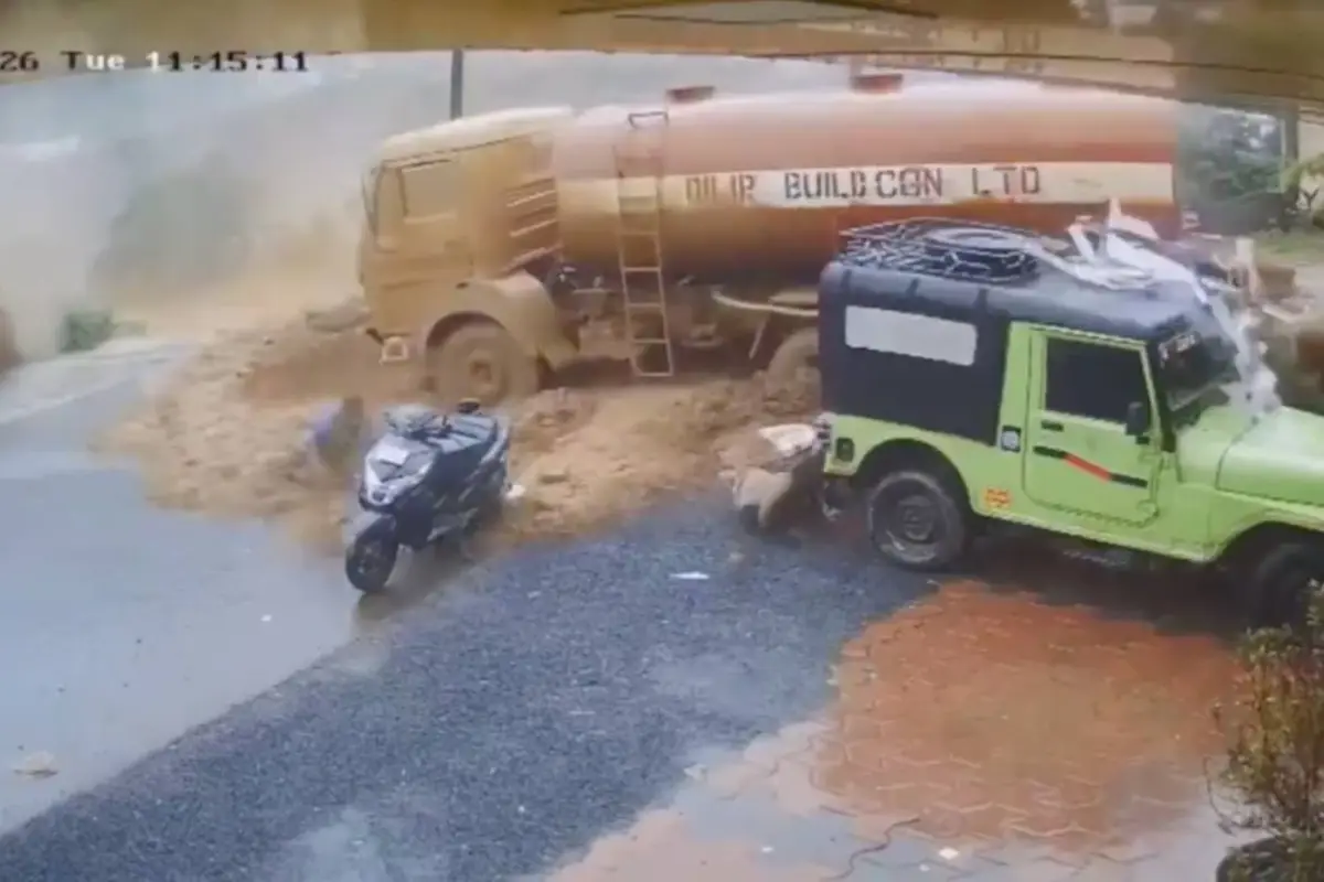 Deslizamiento de tierra en India , Captura de video