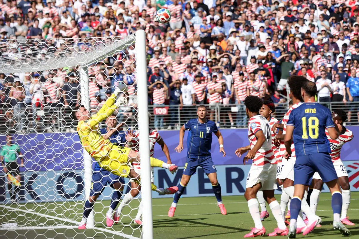 El duelo entre Estados Unidos y Bosnia y Herzegovina reunió a 36.2 millones de espectadores y se convirtió en el partido de futbol más visto en la historia del país, EFE