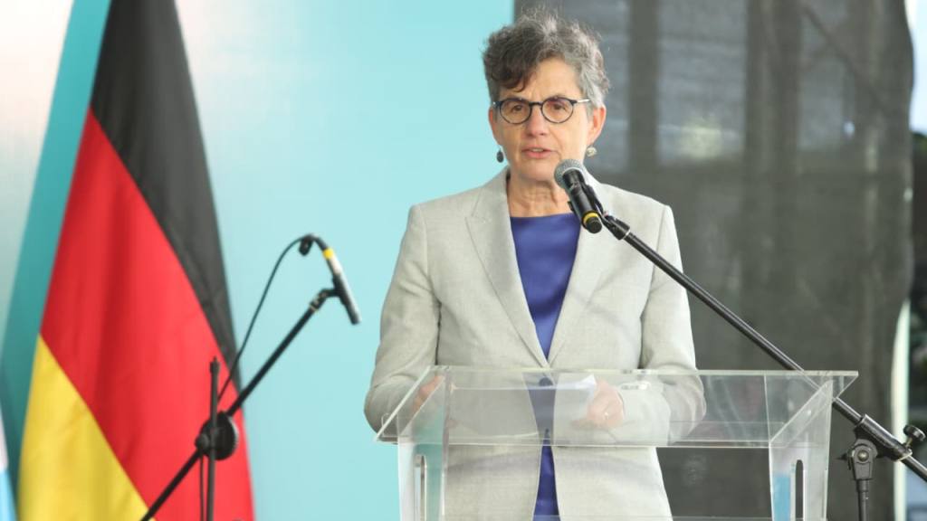 Friederike Hellner, embajadora de Alemania en Guatemala, en FILGUA | Alejandro Meoño