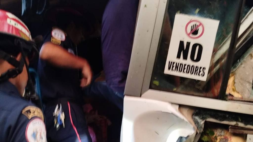 Accidente de microbús causa heridos en Coatepeque, Quetzaltenango | Bomberos Municipales Departamentales