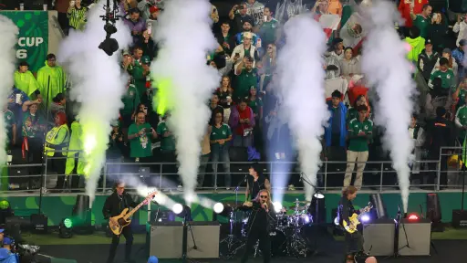 El Rey retumba en el Mundial 2026: así fue el espectáculo de Maná en el México vs. Inglaterra