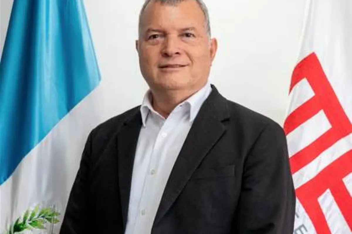 Erwin Rolando Barrios Torres es nombrado ministro de Energía y Minas., Gobierno de Guatemala