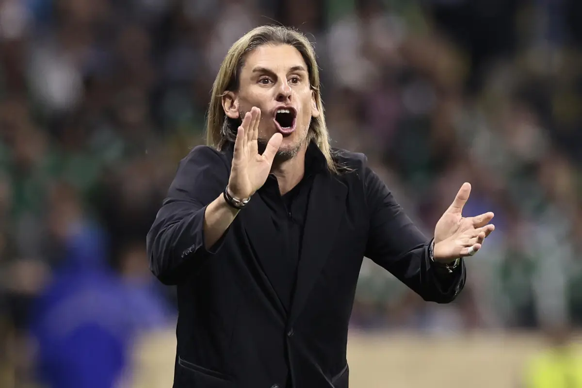 La dimisión más reciente fue la de Sebastián Beccacece al frente de Ecuador, Agencia EFE