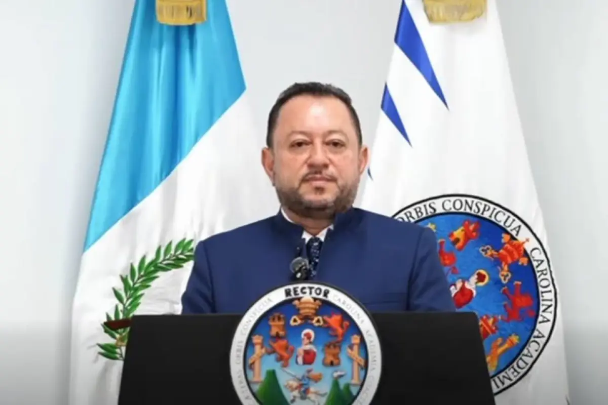 Walter Mazariegos confirma que tomó posesión como rector de la Usac para el período 2026-2030., Facebook/W.M.