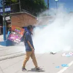 EN IMÁGENES. Tensión en las afueras de la Usac tras toma de posesión de Mazariegost