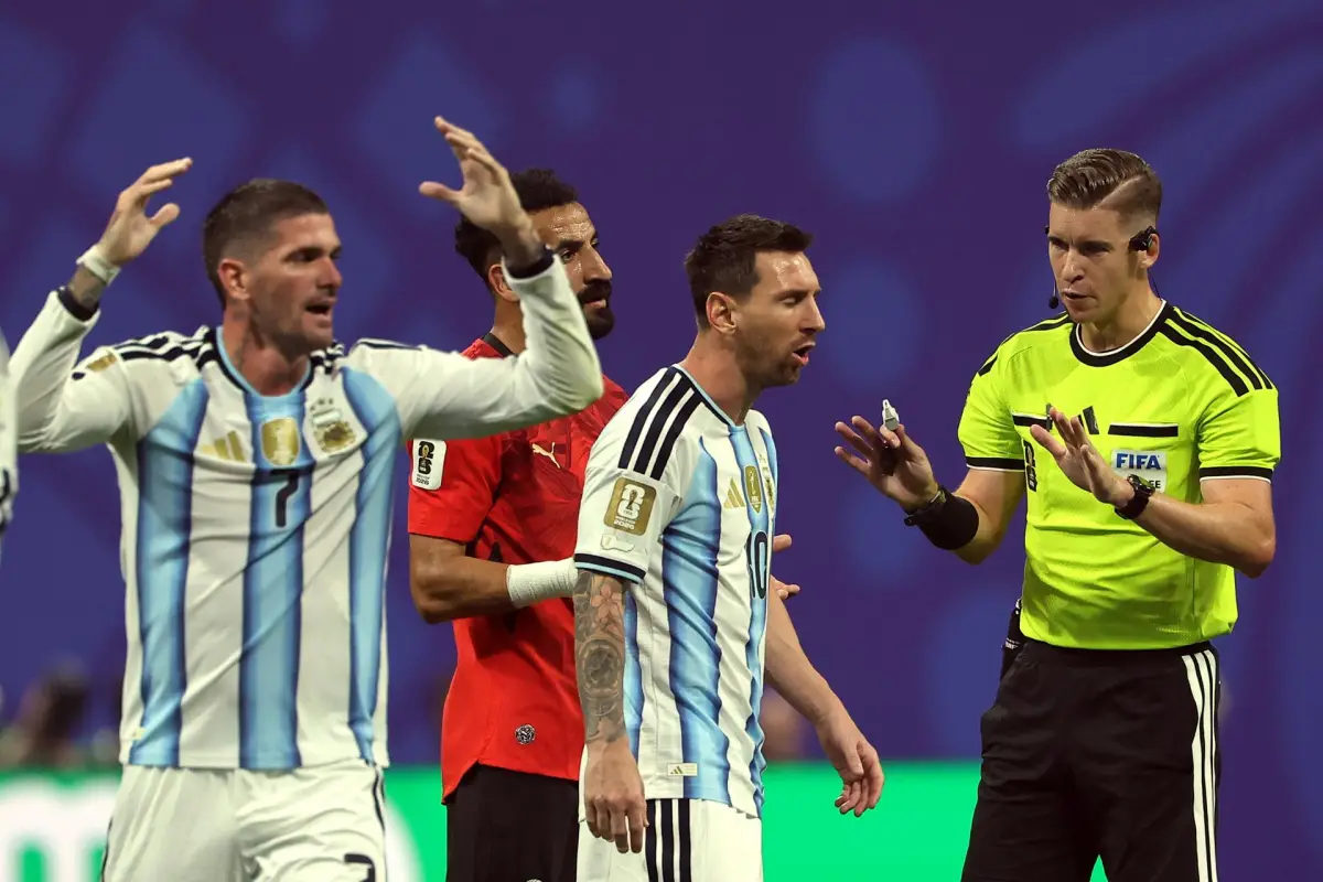 Tras la derrota ante Argentina, Egipto pide sancionar al árbitro del partido., EFE.