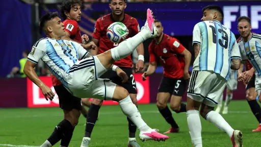 El símbolo de fe que acompaña a Lautaro Martínez en cada partido