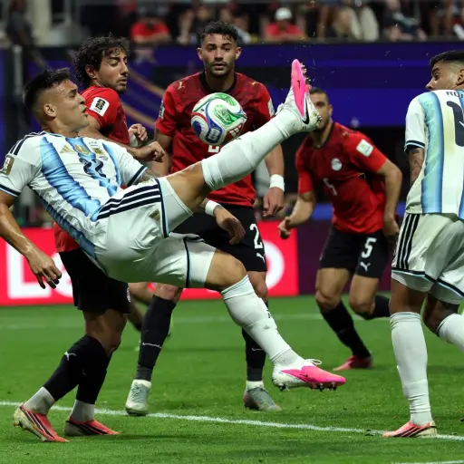 Lautaro Martínez durante el juego contra Egipto en los octavos de final del Mundial 2026. ,EFE