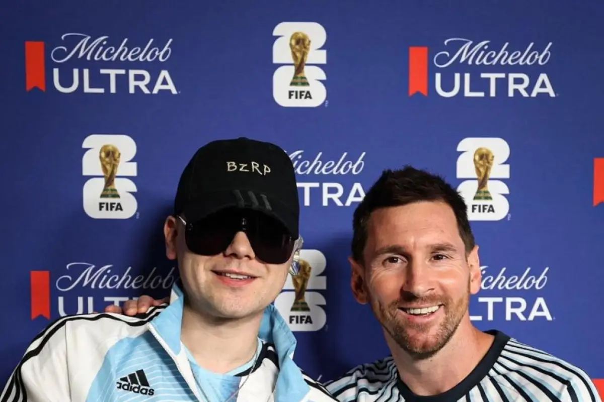 Bizarrap queda en el centro de la polémica por el premio a Messi., Redes sociales. 