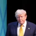 Tribunal no permite que el Centro Kennedy lleve el nombre de Trumpt