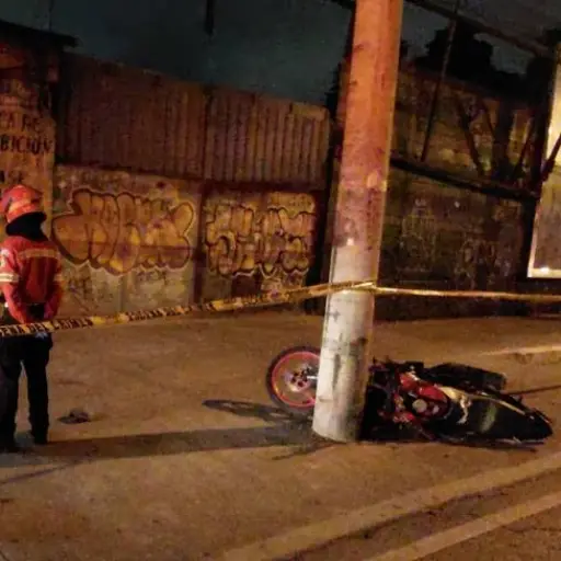 . ,Bomberos Municipales