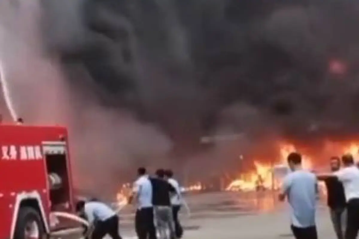 Incendio en fábrica en China, Captura de pantalla de la red social X