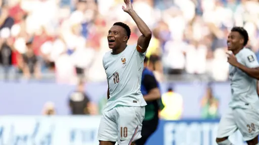 Francia a un paso de disputar su tercera final consecutiva 