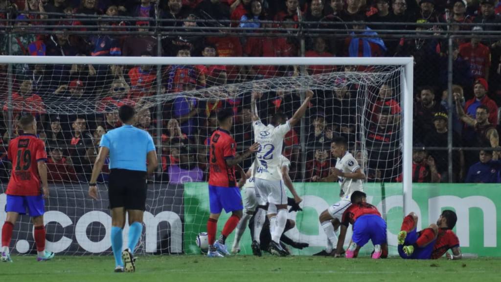 Copa Centroamericana 2026: Municipal vs. Cartaginés  | Alex Meoño 