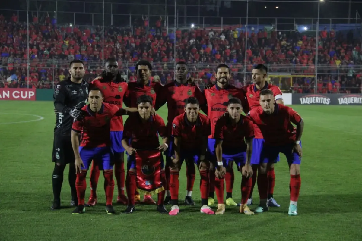 Once titular de Municipal ante Cartaginés en la Copa Centroamericana - Alex Meoño