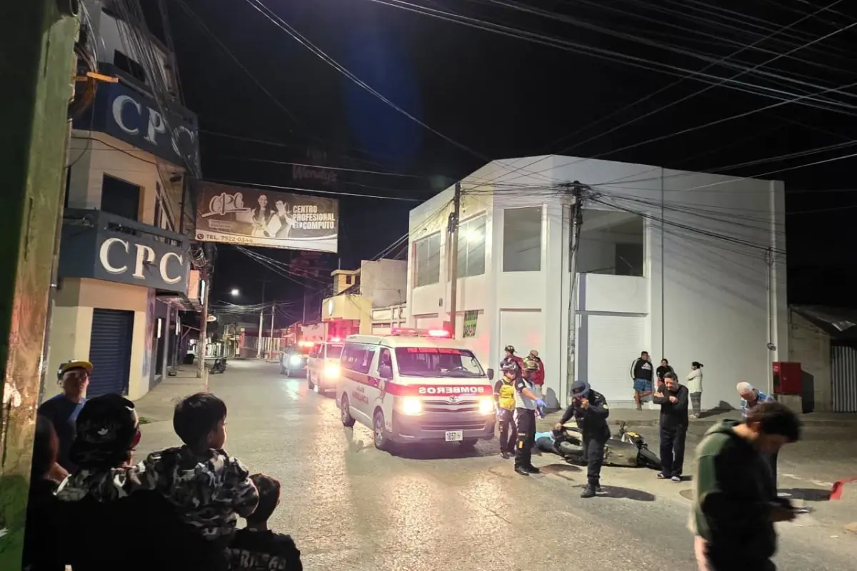 Lugar donde murió una pareja de motoristas tras ataque armado en Jalapa., Bomberos Voluntarios