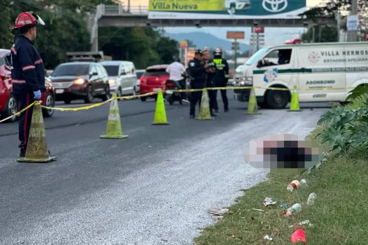 Área donde fue hallado un cadáver en San Miguel Petapa., Bomberos Municipales Departamentales