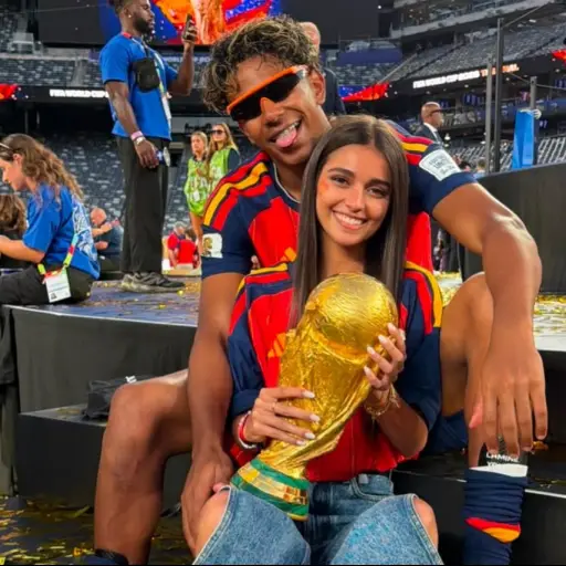 Inés García y Lamine Yamal ,Foto redes sociales Inés García