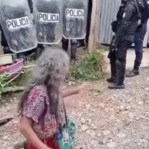 Proceso de desalojo en Santa María Nebaj, Quiché. ,redes sociales
