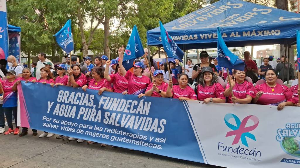 Celebran carrera 5k y 10k en apoyo a pacientes con cáncer | Alex Meoño
