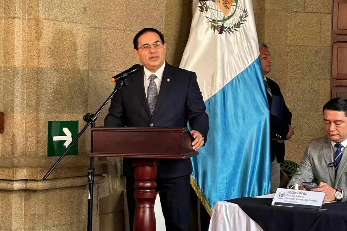 El ministro de Gobernación, Marco Antonio Villeda, en conferencia de prensa el lunes 27 de julio de 2026., Omar Solís/Emisoras Unidas