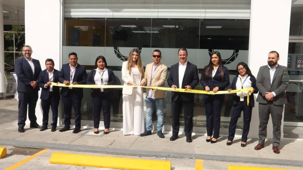 Nueva agencia de Banco Cuscatlán en San Cristóbal, Mixco  | Alejandro Meoño