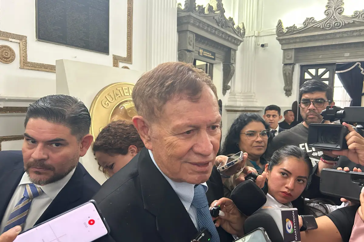 Presidente del Congreso, Luis Contreras, tras concluir la sesión de Jefes de Bloque., Foto Omar Solís