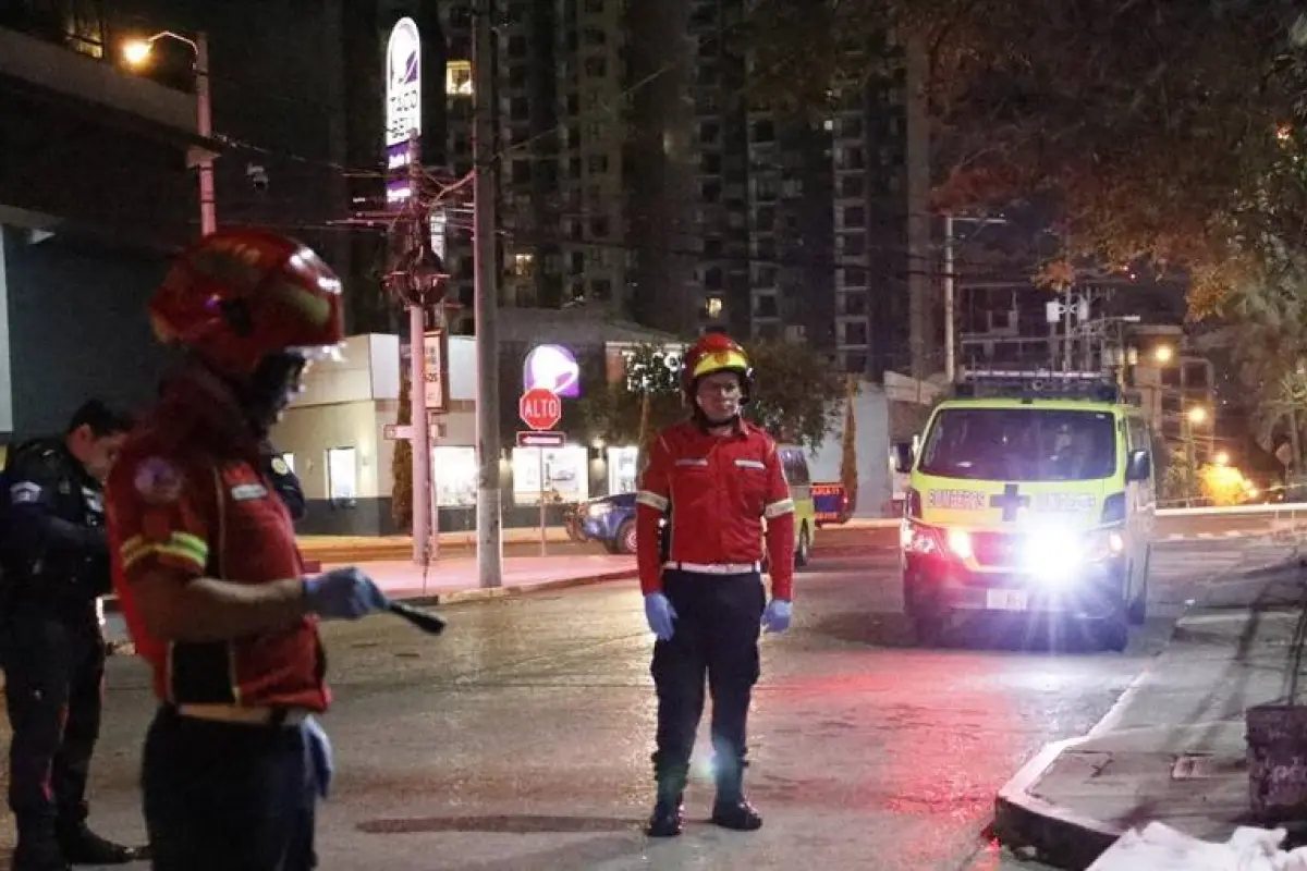 ., Bomberos Municipales