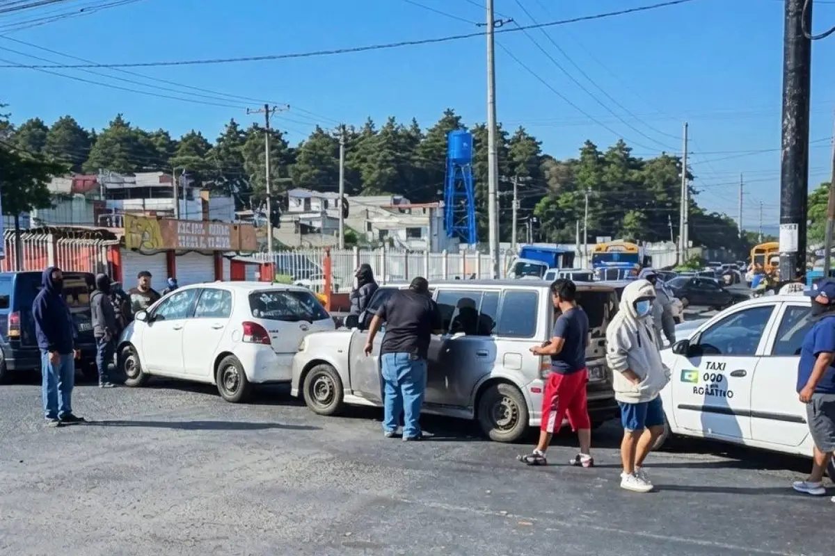 Bloqueo en Villa Hermosa, San Miguel Petapa., PMT capitalina/Montejo