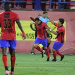 El campeón Municipal debuta con triunfo ante Mixco t