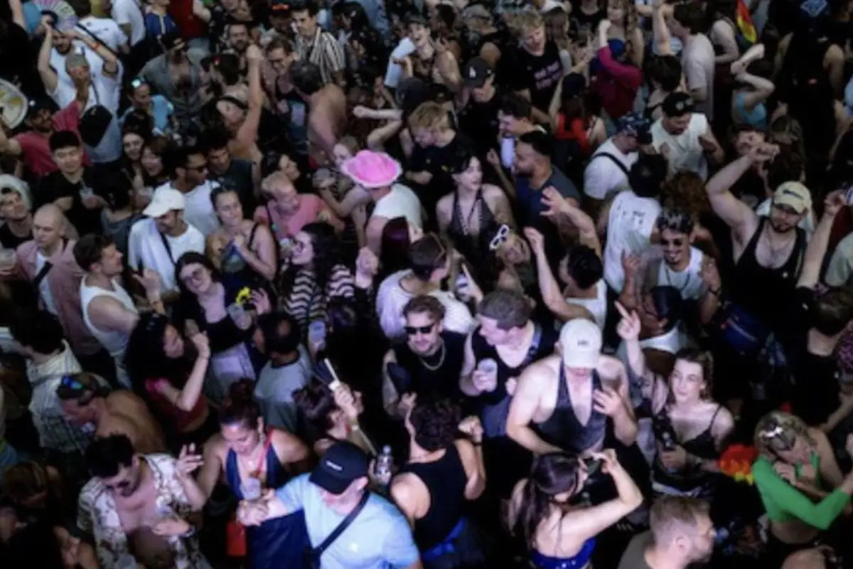Atropello masivo durante desfile del Orgullo LGBT+ en Berlín., Redes sociales.