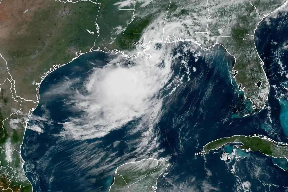Tormenta tropical Bertha toca tierra en el sur de EE. UU., EFE