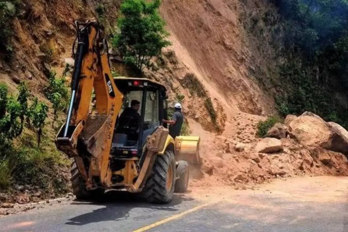 Atención de emergencias en carreteras durante el invierno en Guatemala 2026., CIV