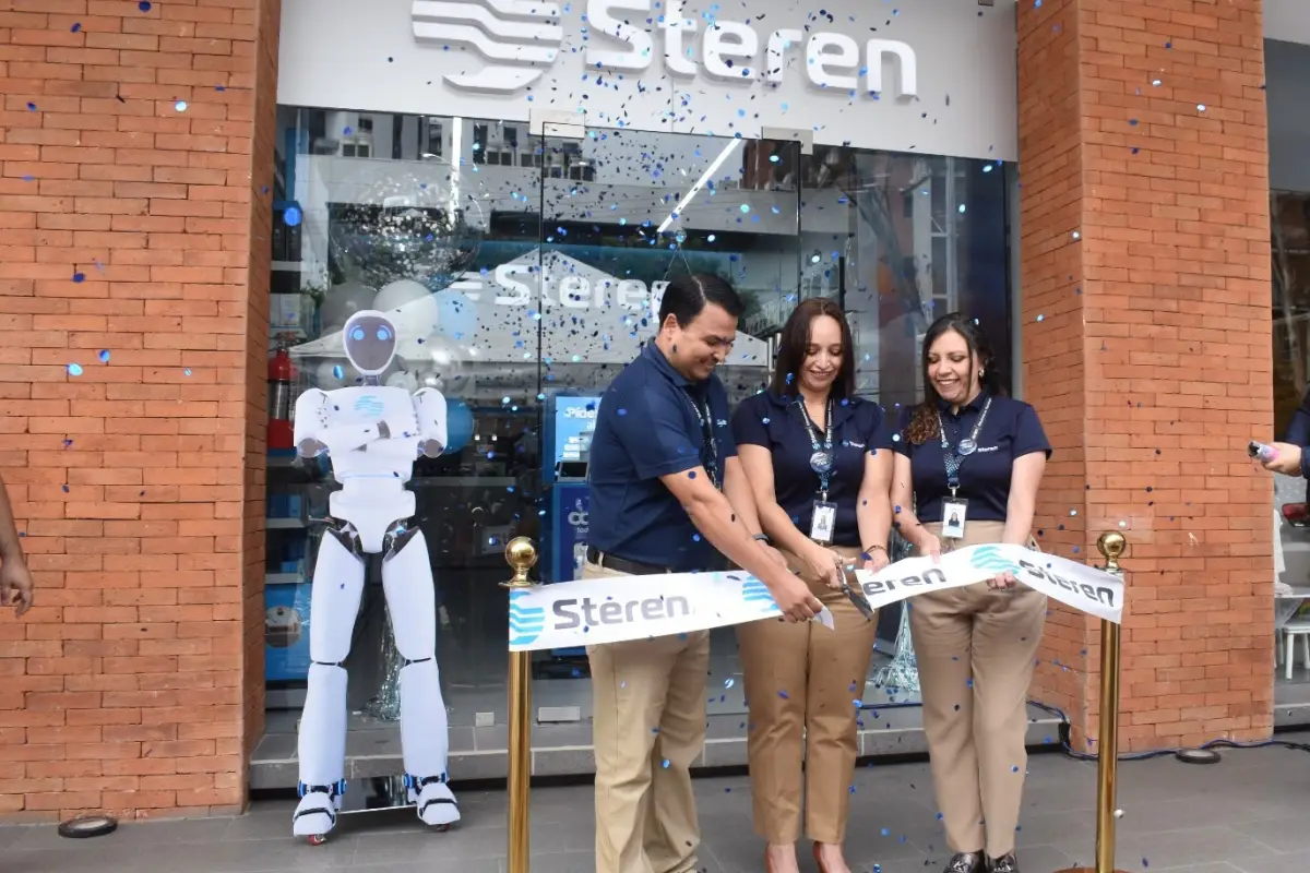 Steren, Plaza Mar, zona 14, Cortesía