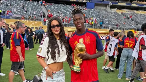 Novia de Nico Williams conquista las redes tras el triunfo de España en el Mundial 2026