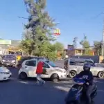 Manifestantes bloquean paso en calzada Roosevelt por alza a combustiblest