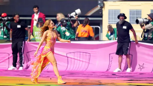 Shakira divide opiniones al unirse a la celebración de España tras la final del Mundial 2026