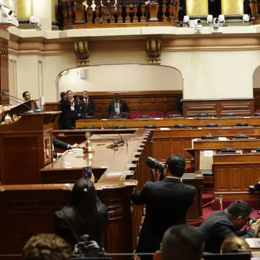 Parlamentarios abandonan Congreso antes de discurso de Fujimori ,EFE